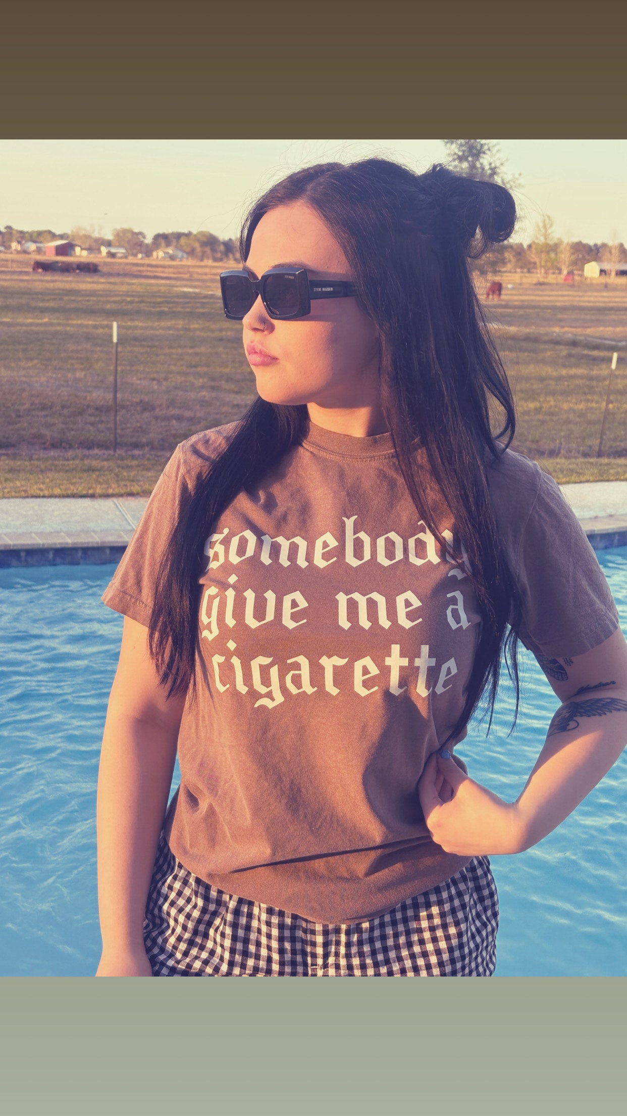 Somebody Give Me a cig Tee